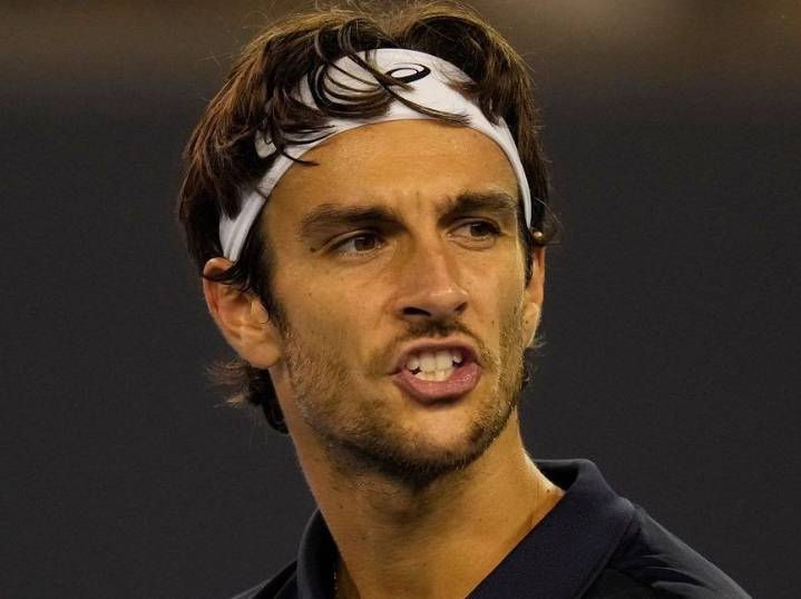 Lorenzo Musetti is latest star to apologize to Chinese fans
