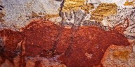 Los cuatro adolescentes que buscaban un perro perdido en una zona montañosa y descubrieron una cueva que atesoraba arte rupestre