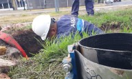 Baja presión de agua en ocho barrios por la rotura de un caño