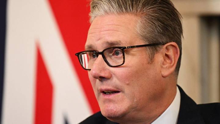 Rebel Labour MPs warn whips they have no confidence in Starmer