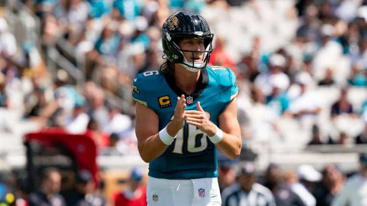 Trevor Lawrence has interceptions in six straight games