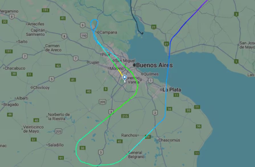 VIDEO | Emergencia aérea: avión de Ethiopian Airlines descendió a baja altura en Buenos Aires