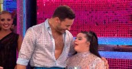 Strictly Come Dancing fans say 'love her' as Ellie Goldstein's judge reaction has them 'screaming'