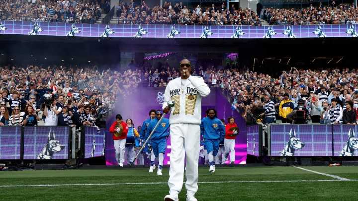 Fans call Snoop Dogg’s blockbuster AFL grand final performance the 'highlight of the day'