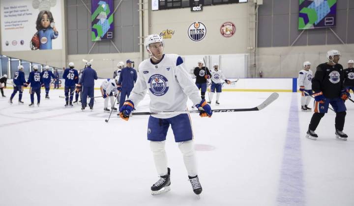 Why Connor McDavid signing a short-term deal could actually benefit Oilers