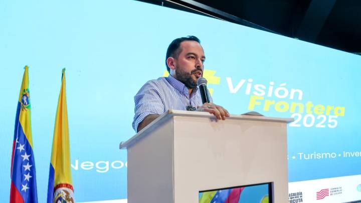 “No tiene sentido que en Venezuela boten gas y nosotros necesitándolo. Ojalá podamos traer la primera molécula antes de fin de año”: ministro de Minas