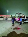 Policías de Monclova muestran solidaridad repartiendo alimentos a familiares de pacientes hospitalizados