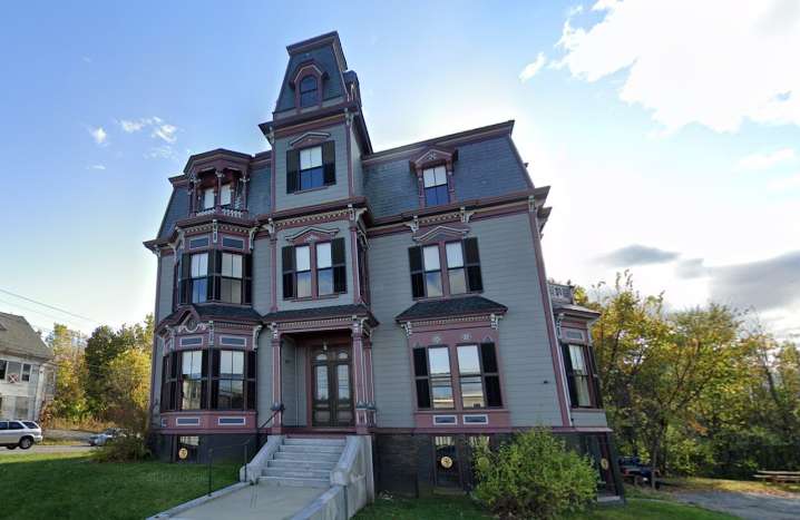 ‘Haunted’ S.K. Pierce Mansion sold to Gardner locals for $1M