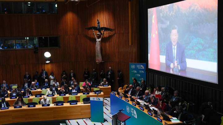 China anuncia por primera que reducirá sus emisiones de gases entre un 7 y un 10% para 2035
