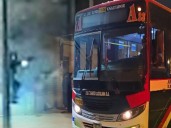 Extorsionadores disparan y dejan mensaje extorsivo en paradero de línea “Santa Catalina” en VES