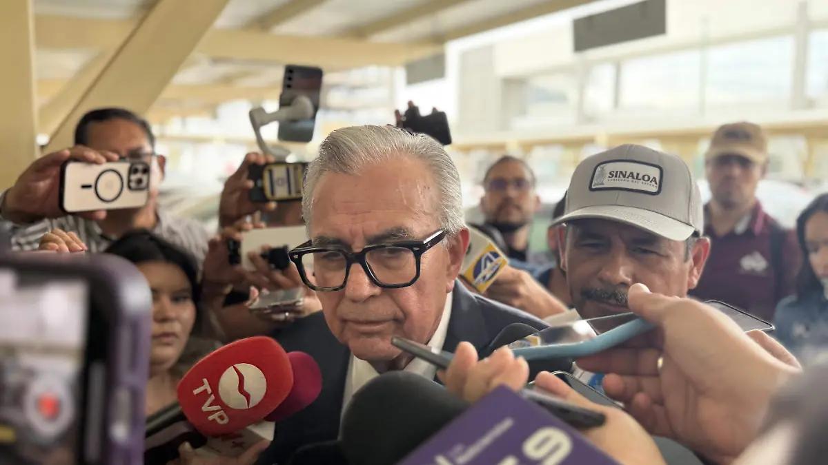 Rocha Moya confirma que escolta herido en atentado de su nieta salió de peligro