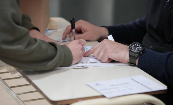 EN FOTOS.- Todo el color de las elecciones en La Plata