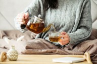 La hierba medicinal que protege el estómago y alivia la acidez naturalmente