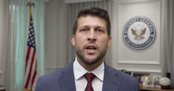 Uthmeier hints at suspension for State Attorney Worrell over road rage case