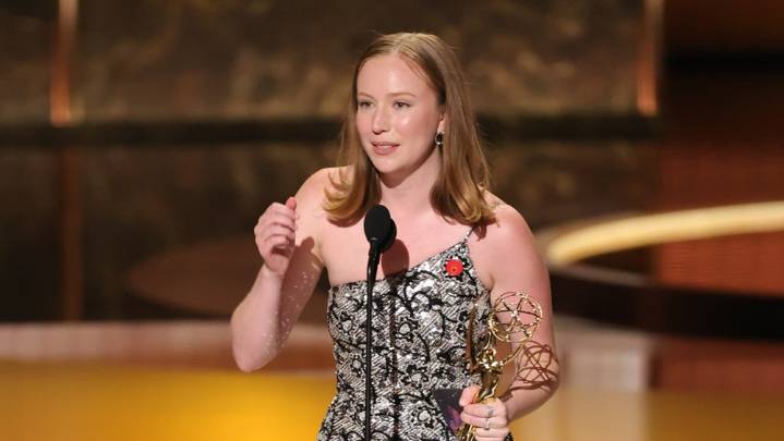 'Hacks' Hannah Einbinder Wins Emmy for Supporting Actress in Comedy 