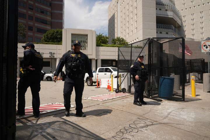 Padre de Orange deportado por ICE tras 82 días bajo arresto