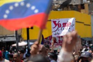 Buques, milicias y denuncias: Venezuela cierra filas contra la “amenaza” de EEUU