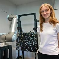 AI-backed robot painting aims to boost artist income