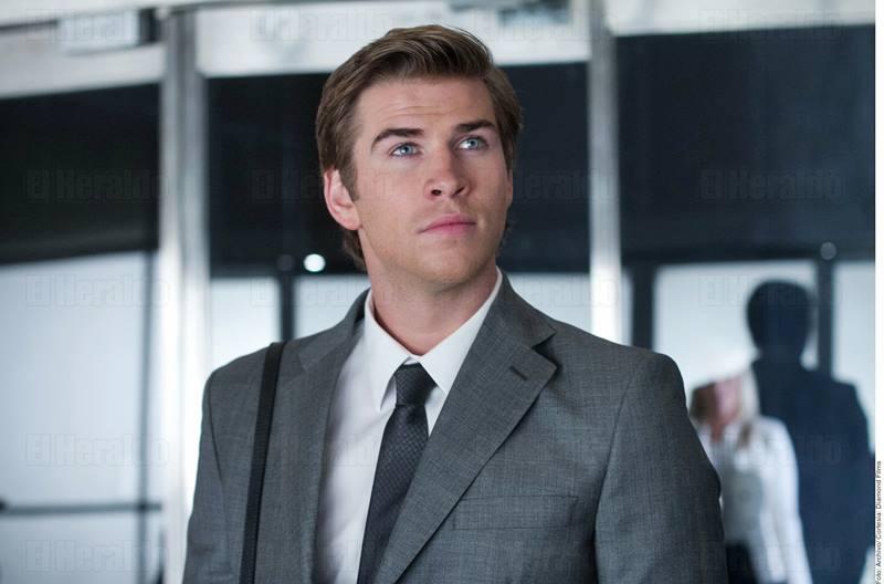 Anuncian Liam Hemsworth  y Gabriella Brooks su compromiso
