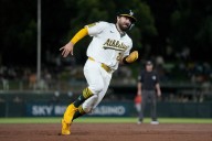 Deadspin | Athletics continue to dominate Astros with 6-0 shutout