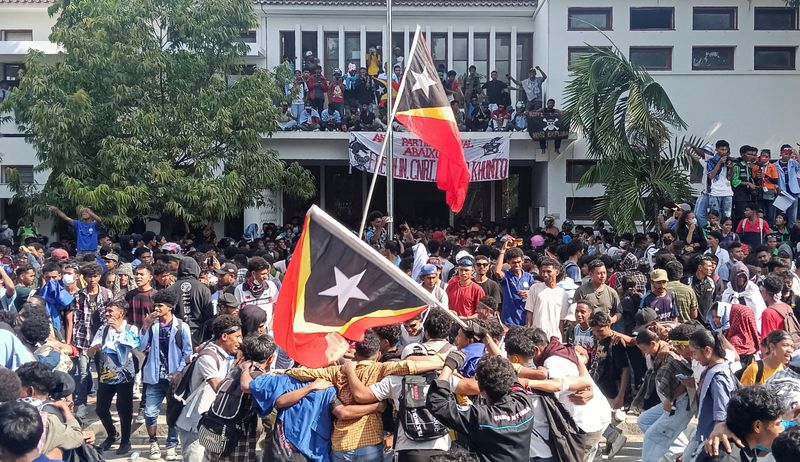 East Timor lawmakers agree to scrap lawmaker pension allowances that sparked student protests