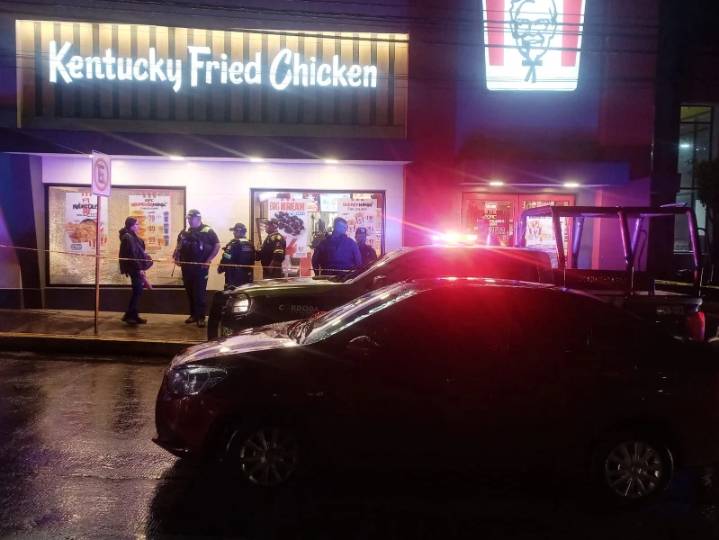 Identifican a hombre ejecutado dentro de KFC en Córdoba