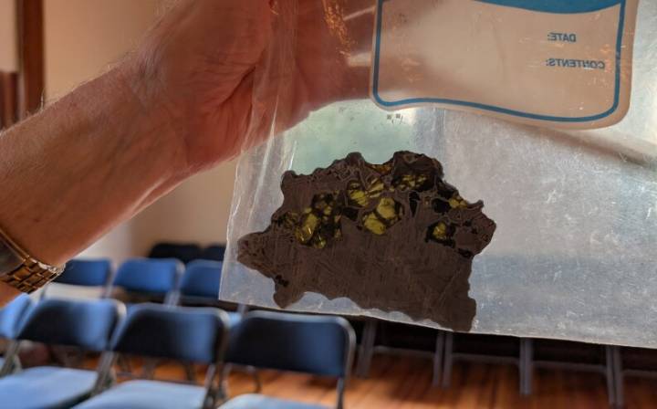 Observatory's meteorite meet up brings space rocks to your fingertips