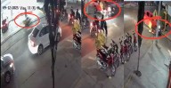 VIDEO Se pasa el semáforo en rojo y es arrastrado varios metros por una camioneta en Huajuapan