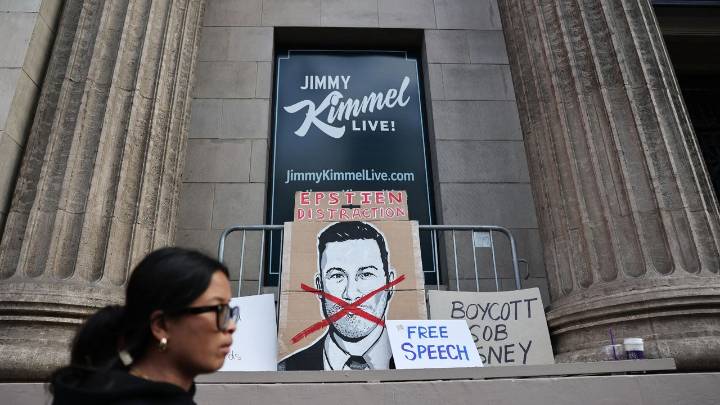 ¿Hubo o no censura en el cierre del programa de Jimmy Kimmel tras comentarios sobre Charlie Kirk?