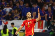 España apaga el infierno turco con una goleada (0