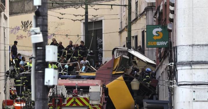 Ascienden a 17 el número de fallecidos en el accidente del funicular de Gloria en Lisboa