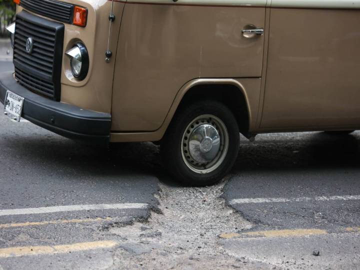Discusión por baches en CDMX enciende ánimos entre diputados en Donceles