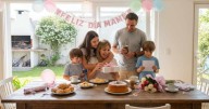 ¿Cuándo es el Día de la Madre 2025 en Argentina? Todo sobre esta tradición