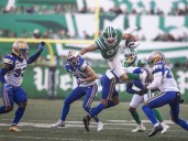 Roughriders beat Blue Bombers 34-30 in Labour Day Classic