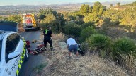 Rescatan a un anciano que quedó al filo de un gran precipicio en Alhaurín de la Torre (Málaga)
