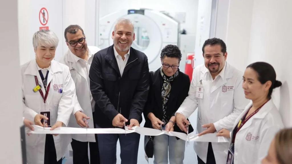 Michoacán estrena equipos de vanguardia para la lucha contra el cáncer
