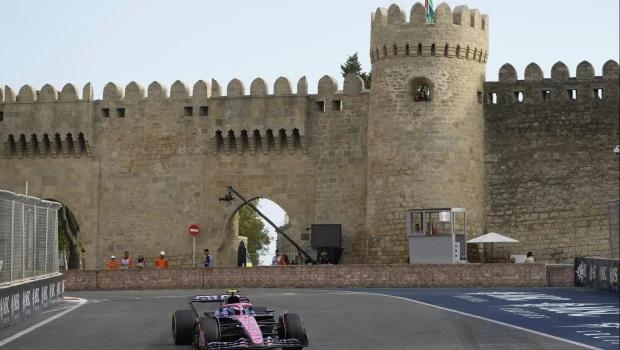 Colapinto volvió a chocar y largará en el puesto 16 en el GP de Bakú