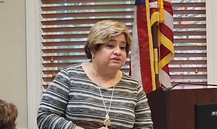 Mayra Rivera Vázquez aspira a ser la primera boricua en el Congreso por Carolina del Sur