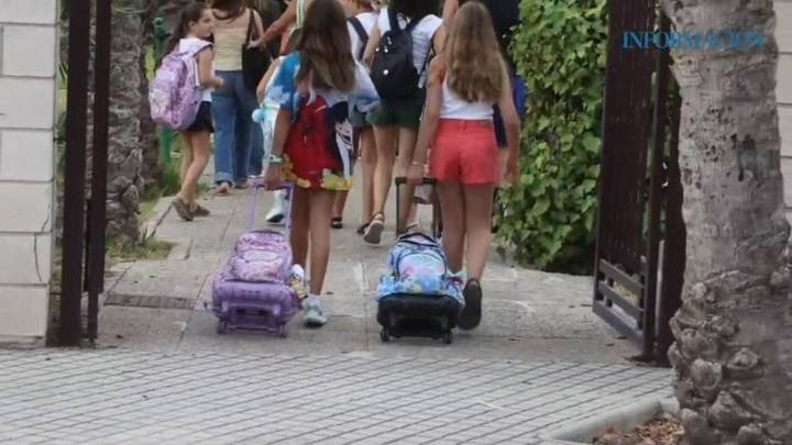 34 municipios de la provincia de Alicante suspenden las clases este martes ante la alerta naranja por lluvias