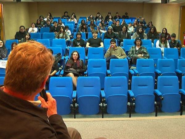 Candidatos Artés y Parisi visitan la región