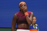 Naomi Osaka defeats Coco Gauff at the US Open to reach her first major quarterfinal since 2021