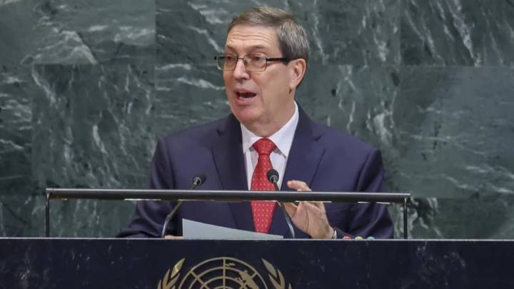 Cuba condena despliegue militar de EE. UU. en el Caribe y rechaza "ejecuciones extrajudiciales"