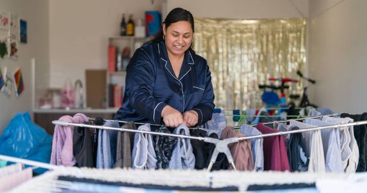 Dry clothes quickly without a tumble dryer using this easy hack