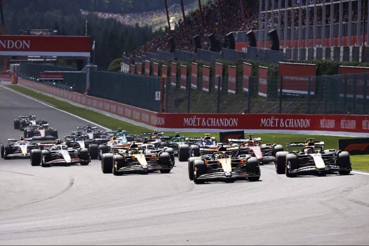 F1 in talks over sprint race expansion with reverse grids as 2026 schedule announced