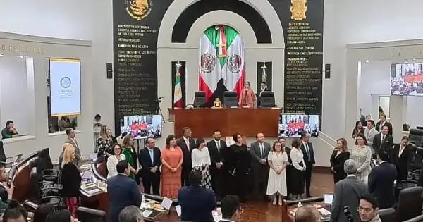Rinden protesta nuevos integrantes del PJE