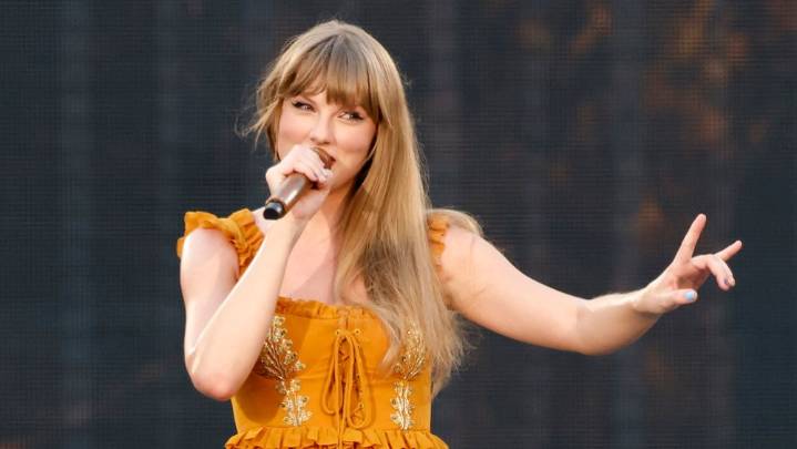 Who Is Ophelia? Breaking Down Taylor Swift’s ‘Showgirl’ Song Title