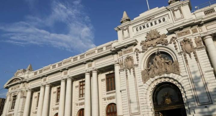 Comisión de Constitución del Congreso aprueba reglamentos para retorno a la bicameralidad