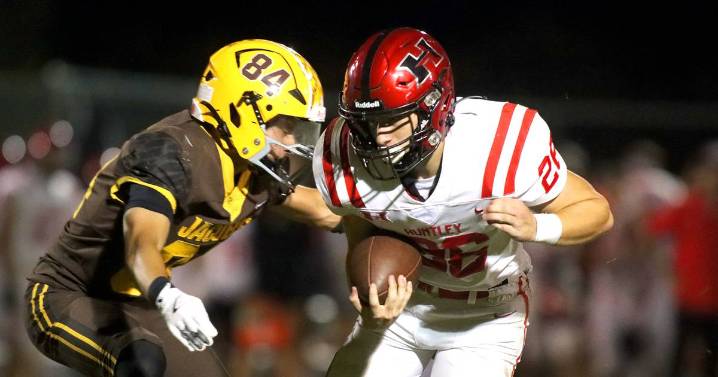 Photos: Huntley vs, Jacobs, 2025 Week 5 football