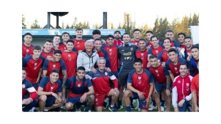 Del Sel vice de Unión: "Scaloni les pidió a los jugodores que arriesguen de visitante"