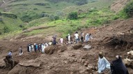 Sudanese authorities bury hundreds of victims of Darfur landslide